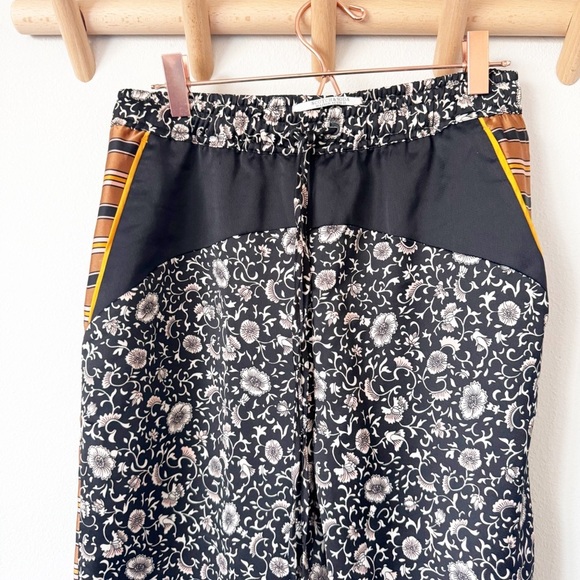 Scotch & Soda Palm Cove Striped Floral Tuxedo Silky Pants - Picture 5 of 15